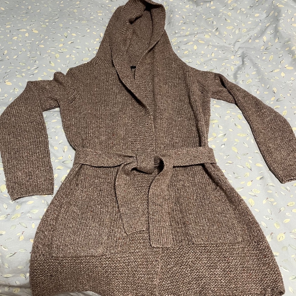 Banana Republic Factory hooded and belted sweater